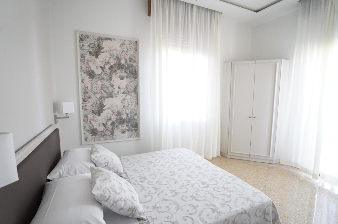 Hotel Villa Fulgida Cattolica Kültér fotó