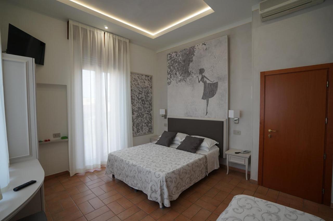 Hotel Villa Fulgida Cattolica Kültér fotó