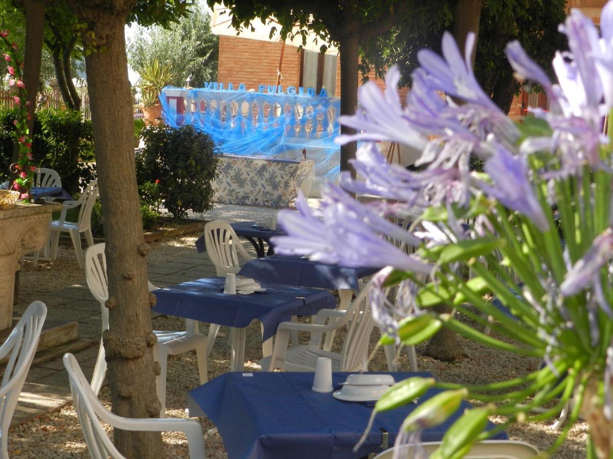 Hotel Villa Fulgida Cattolica Kültér fotó