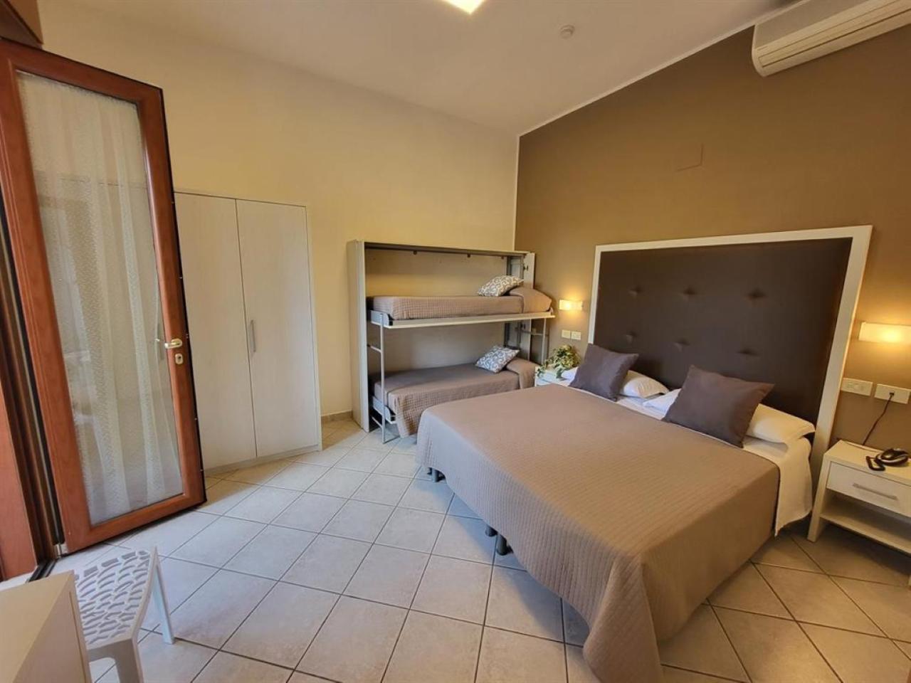 Hotel Villa Fulgida Cattolica Kültér fotó