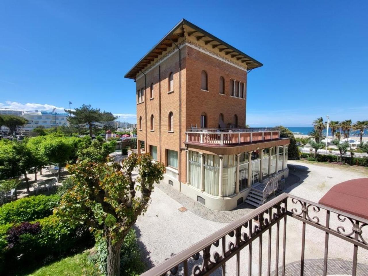 Hotel Villa Fulgida Cattolica Kültér fotó