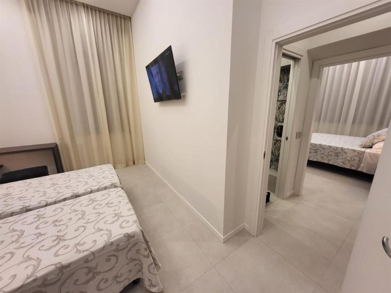 Hotel Villa Fulgida Cattolica Kültér fotó
