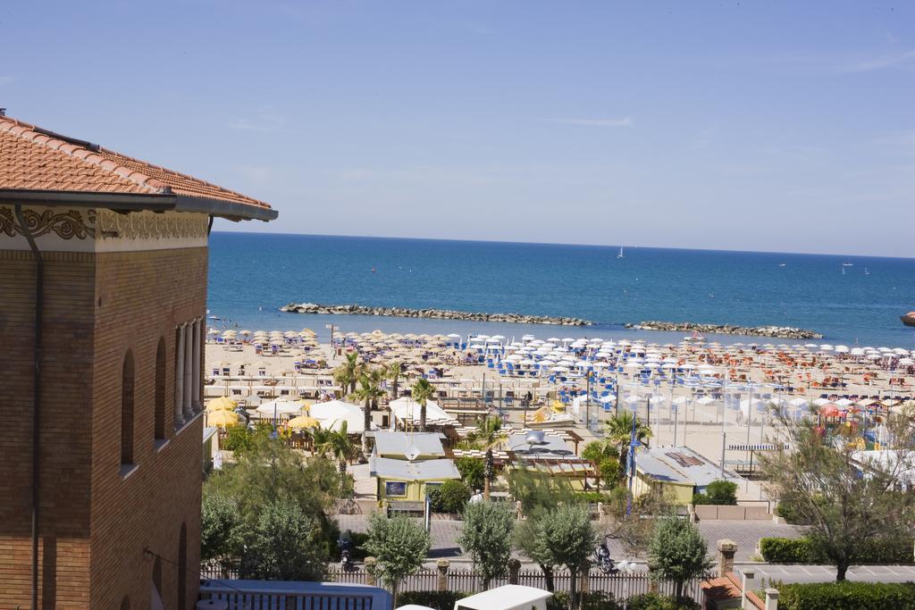 Hotel Villa Fulgida Cattolica Kültér fotó